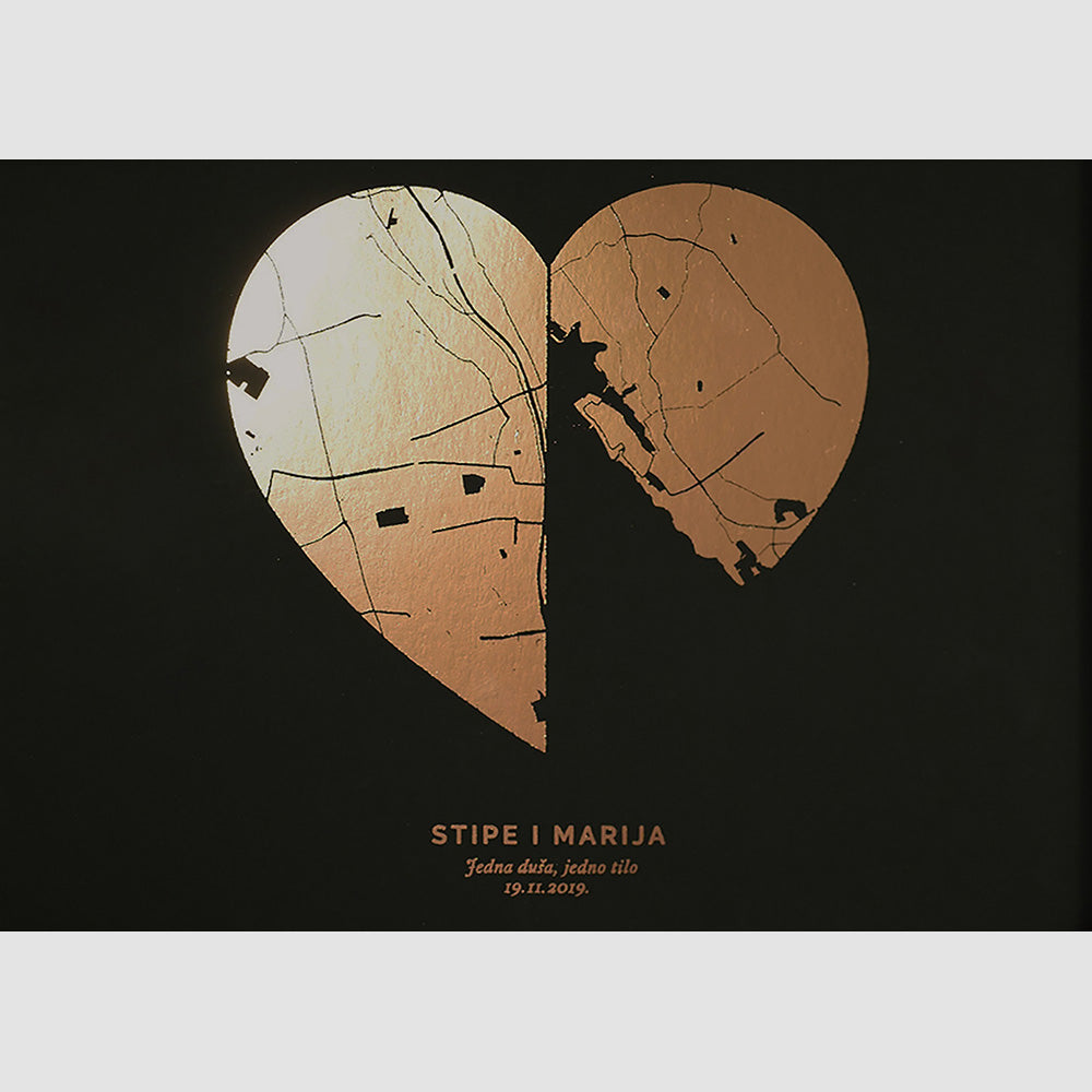 vodoravna karta u obliku srca s dva dijela i metalnom folijdom