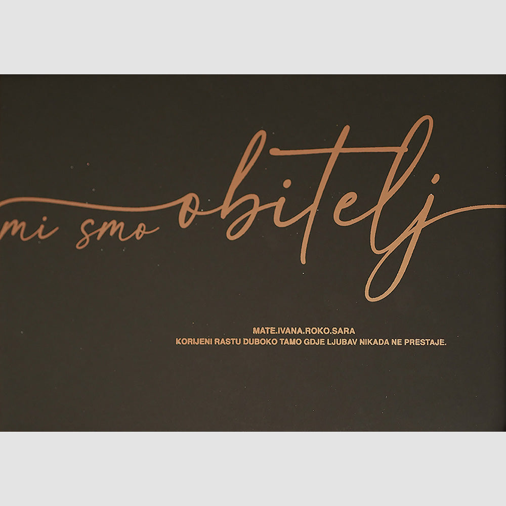 mi smo obitelj. personalizirani poster s metalnom folijom