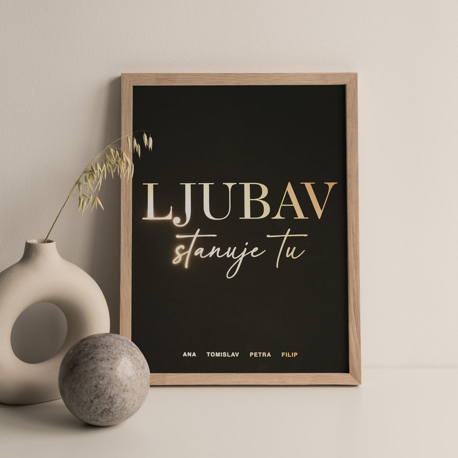 ljubav stanuje tu personalizirani print s metalnom folijom za parove i obitelji