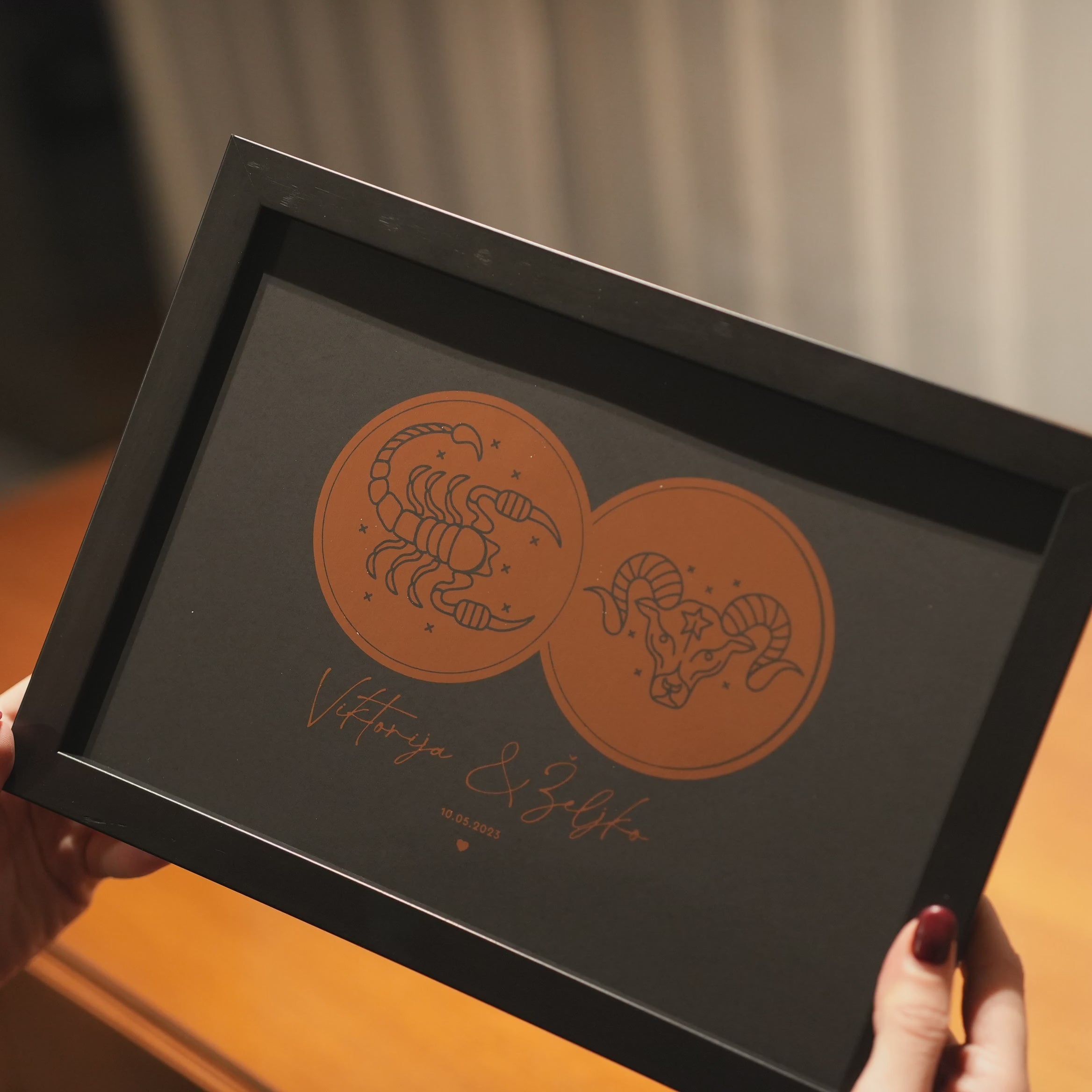 dva horoskopska znaka za parove print s metalnom folijom