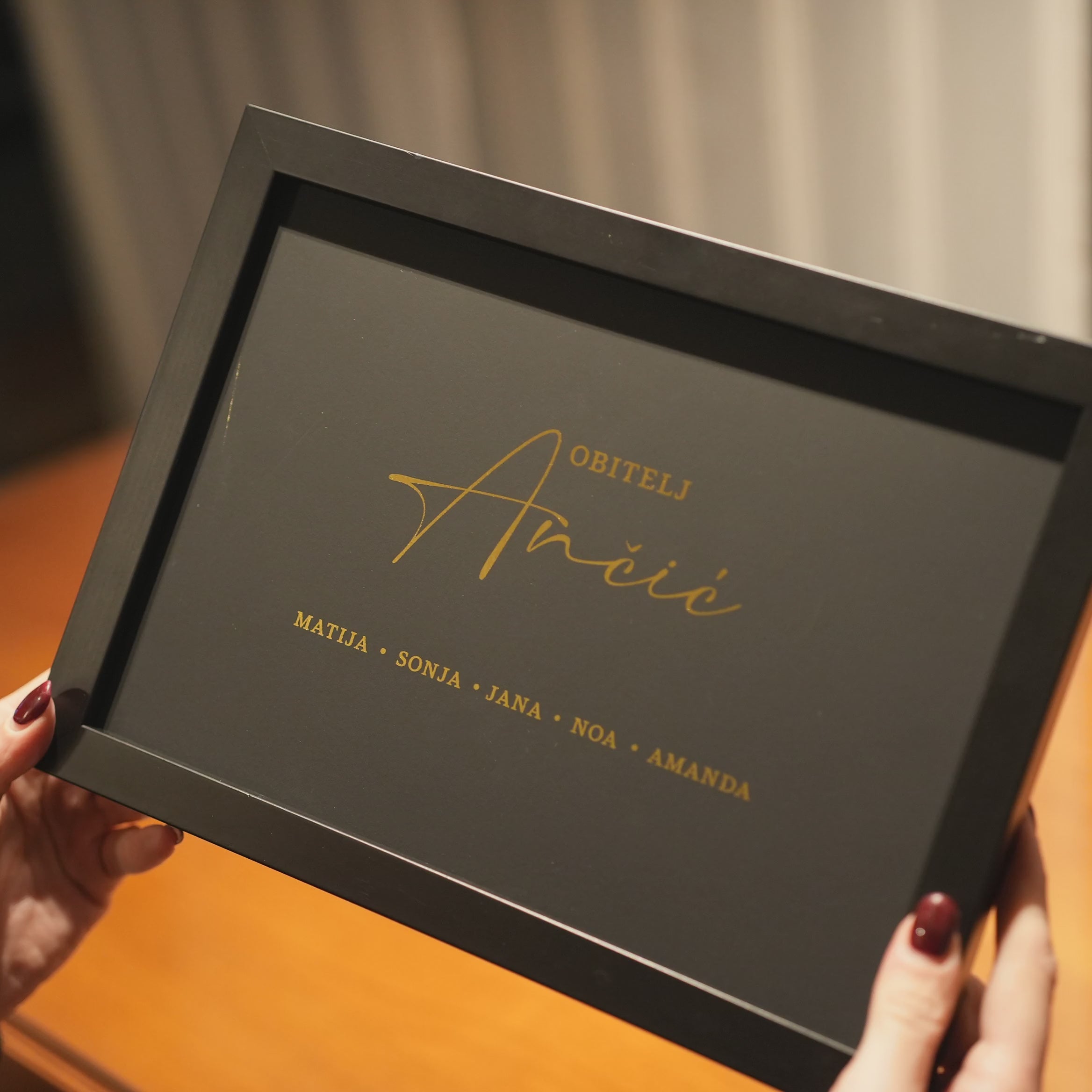 obiteljski personalizirani print s metalnom folijom