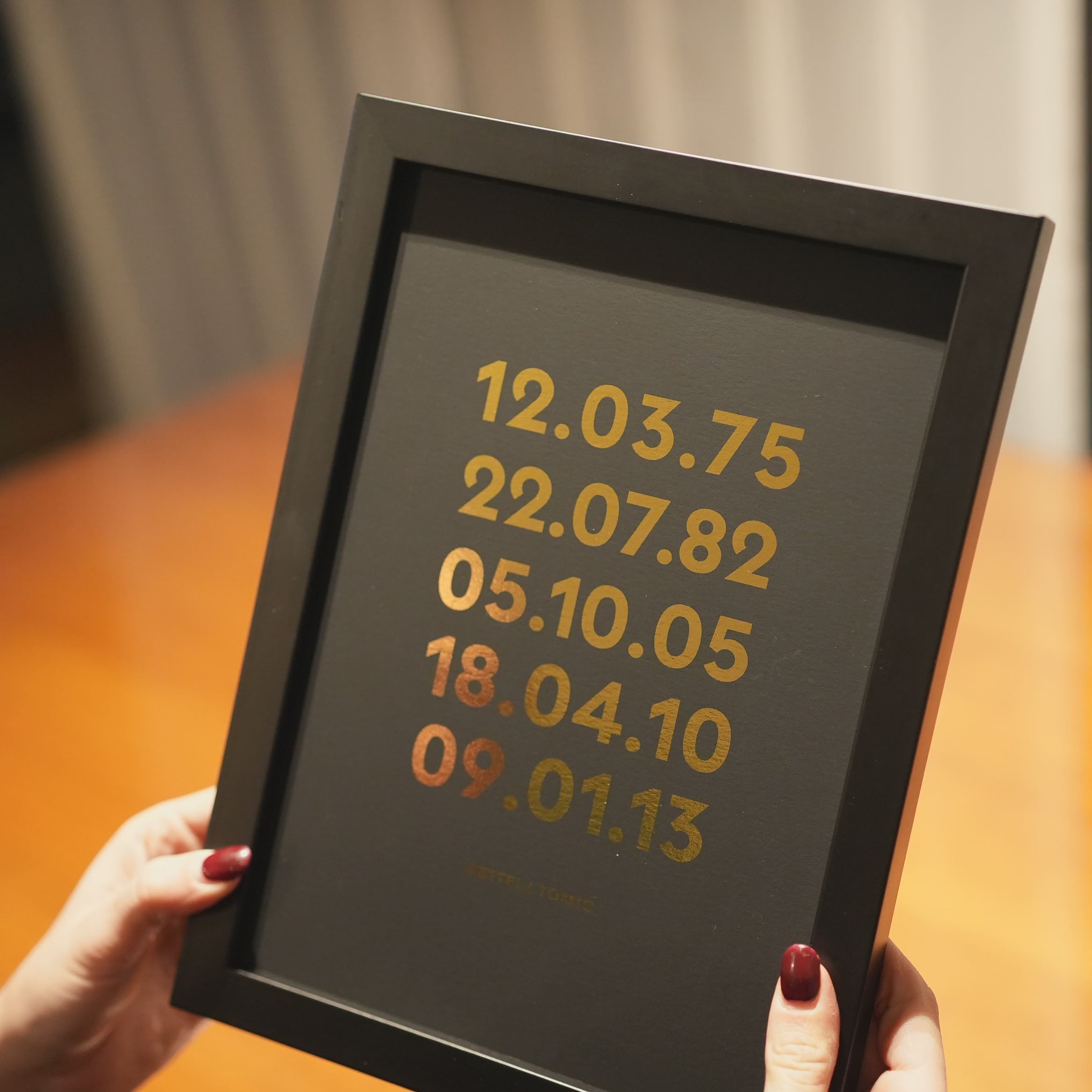 personalizirani datumi rođenja obitelj s metalnom folijom